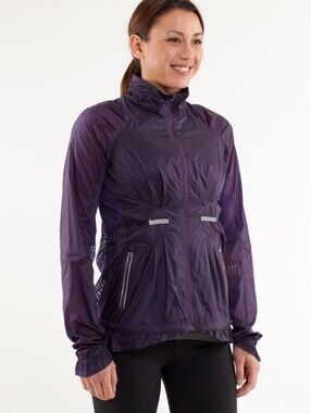 Lululemon Run: Wild Jacket | Concord Grape | Size 6 | NWOT